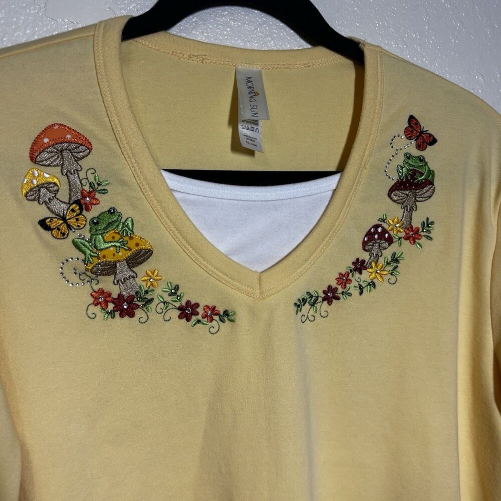 Morning Sun Women's 2XL  Cottagecore Top Yellow Embroidered Mushroom Frog